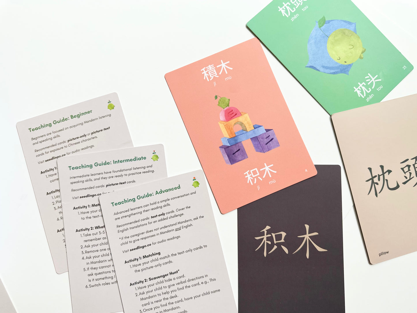 A Little Bilingual's World Flash Cards - Chinese/English